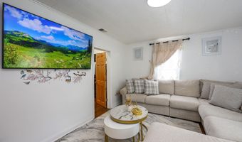 304 Oak St, Angola, IN 46703