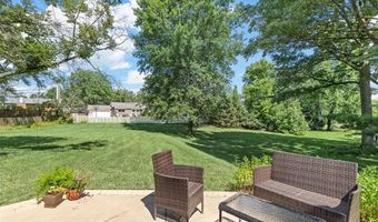 307 Blue Ridge Place Ct, Ballwin, MO 63011