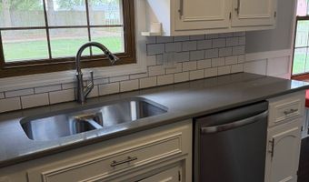 4710 Summer Dr, Anderson, IN 46012