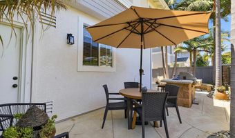 6878 Tradewinds Dr, Carlsbad, CA 92011