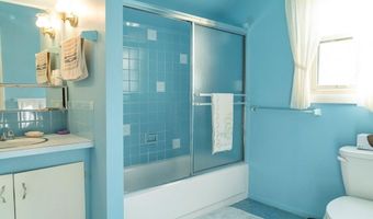 150 CLAR LIN Rd, Algoma, WI 54201