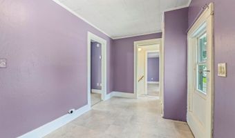 130 W Broadway, Bangor, ME 04401