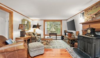 47 Hollow Tree Ridge Rd 47, Darien, CT 06820