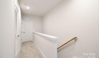 453 Spearfield Ln, Charlotte, NC 28205