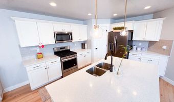 977 W BRENNAN St, Bluffdale, UT 84065