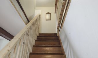 25 Charles St, Belfast, ME 04915