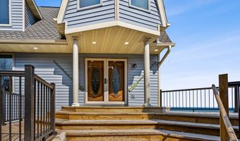 E7379 WASHINGTON Road, Algoma, WI 54201