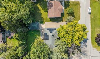 2570 PALISADES Ln, Appleton, WI 54915