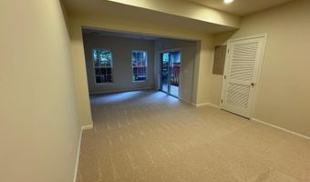 5025 MURTHA St, Alexandria, VA 22304