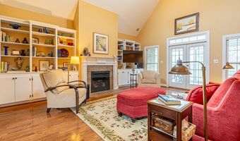 21030 Skyward Dr, Abingdon, VA 24211