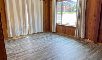 800 E Main St, Challis, ID 83226