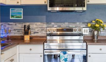 1002 S Kihei Rd 304, Kihei, HI 96753