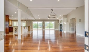 20484 Lake Rd, Abingdon, VA 24211