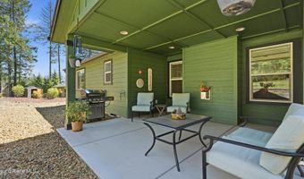 33 Parkland Dr, Blanchard, ID 83804