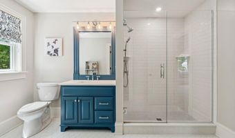 1 Willowbrook Ct, Bedford, NH 03110