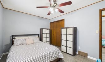 318 Elm Ave, Baltic, SD 57003