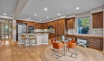 2124 Pamplona Ct, Escondido, CA 92025