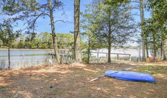 25285 CANTRELL Ln, Accomac, VA 23301