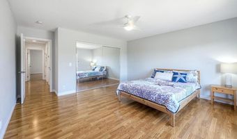 4876 Park Dr, Carlsbad, CA 92008