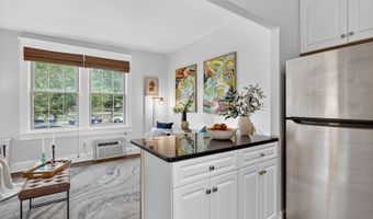 3026 WISCONSIN Ave NW 102, Washington, DC 20016