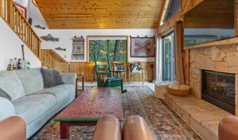 3163 Menominee Ct, Arnold, CA 95223