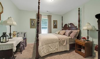 1403 Old Briar Trl, Auburn, IN 46706