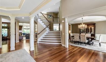 5007 Rockhaven Dr, Clarence, NY 14031