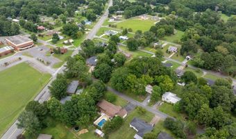 615 6th St NE, Arab, AL 35016