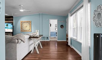 220 Albacore Rd, Bonneau, SC 29431