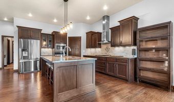 6600 N KUREY Dr, Appleton, WI 54913