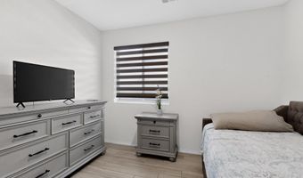 1702 Adelaide Ln, Belen, NM 87002