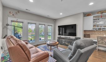5633 Arbor Chase Dr, Ann Arbor, MI 48103
