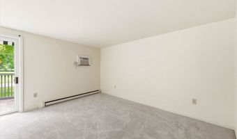 1001 S ONEIDA St 2E, Appleton, WI 54915