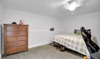 4212 Kingston Dr, Anchorage, AK 99504
