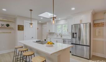 3423 Sudbury Rd, Charlotte, NC 28205
