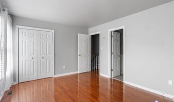 126 Arlington Sq, Ashland, VA 23005