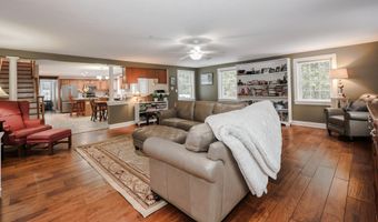 2 Deer Run Cir, Arundel, ME 04046