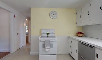 16 Rangeway Rd, Billerica, MA 01862