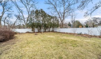 27 W347 Washington Ave, Winfield, IL 60190