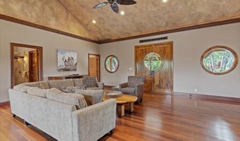 630 E Kuiaha Rd, Haiku, HI 96708