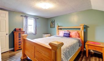 33 Maple Leaf Rd, Burrillville, RI 02826