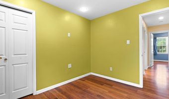 10 PINTO Ct, Rockville, MD 20850