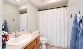 802 13th St SE, Altoona, IA 50009