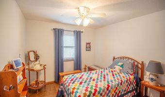 219 W South Ave, Algona, IA 50511