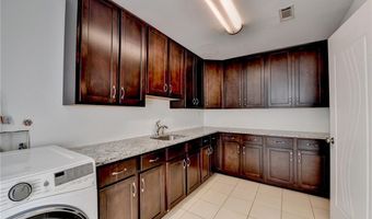 337 Lakeshore Dr, Berkeley Lake, GA 30096