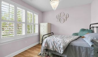 133 Maplewood Ave, Atlantic Highlands, NJ 07716