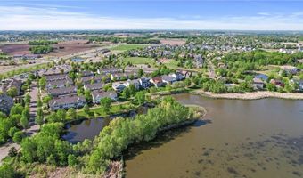 6644 Lamplight Dr, Albertville, MN 55301