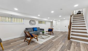 415 E MASON Ave, Alexandria, VA 22301