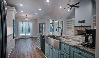 2072 Quail Hill Rd, Brandon, MS 39042