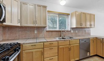 2105 SAN VENITO Rd NW, Albuquerque, NM 87104
